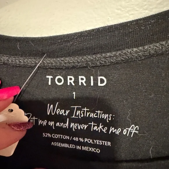 Torrid Print Sleeve Top - Picture 3 of 4